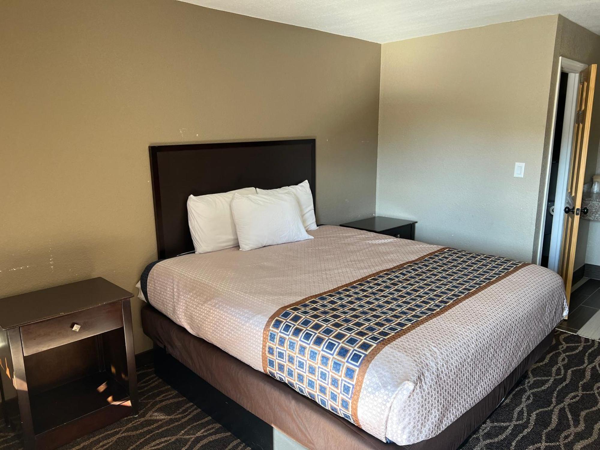 Westbridge Inn And Suites Centerville Εξωτερικό φωτογραφία