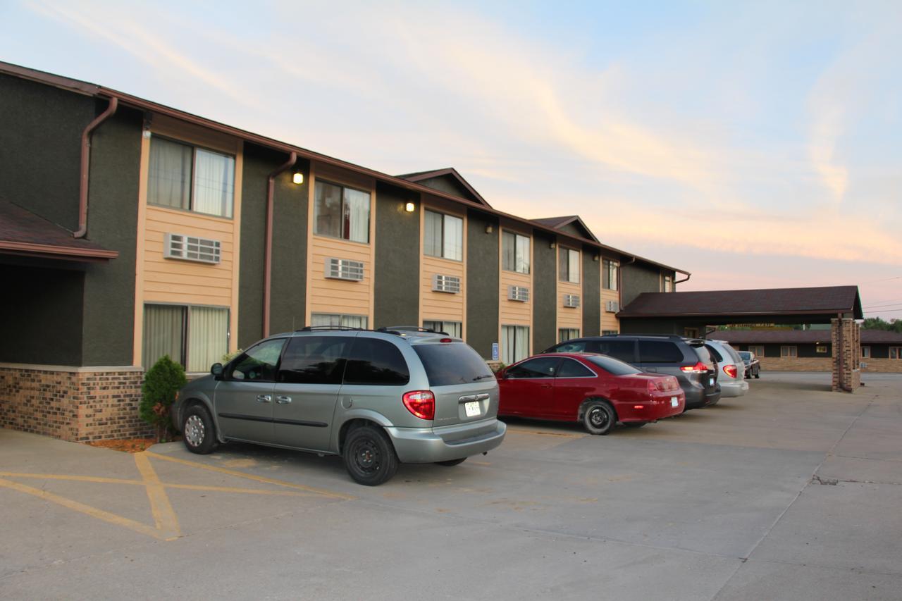 Westbridge Inn And Suites Centerville Εξωτερικό φωτογραφία