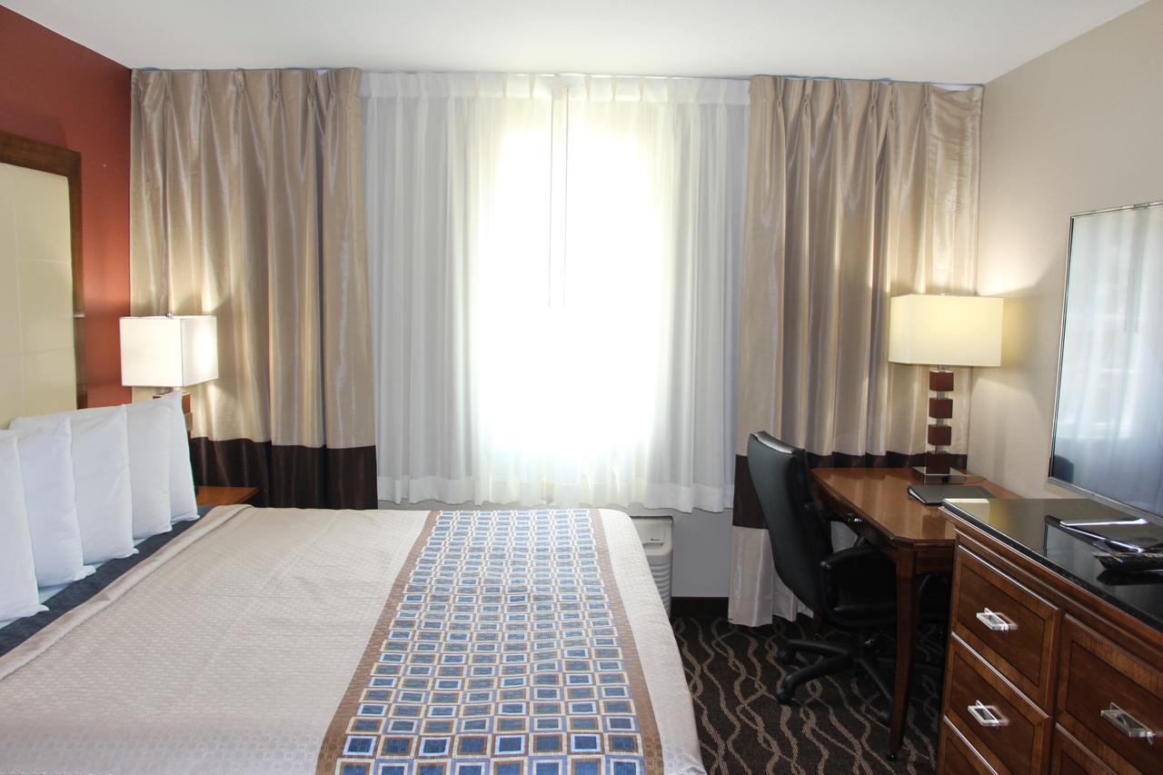 Westbridge Inn And Suites Centerville Εξωτερικό φωτογραφία