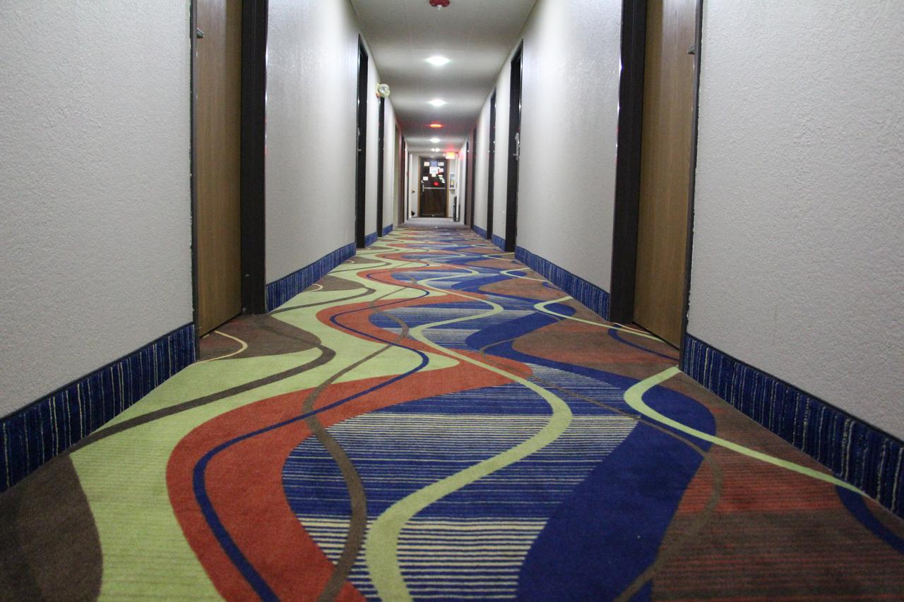 Westbridge Inn And Suites Centerville Εξωτερικό φωτογραφία